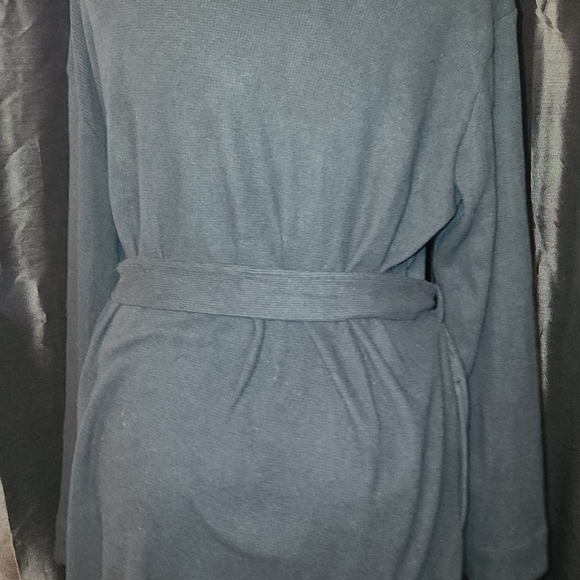 SKIMS light ribbed comfy robe - Picture 7 of 7
